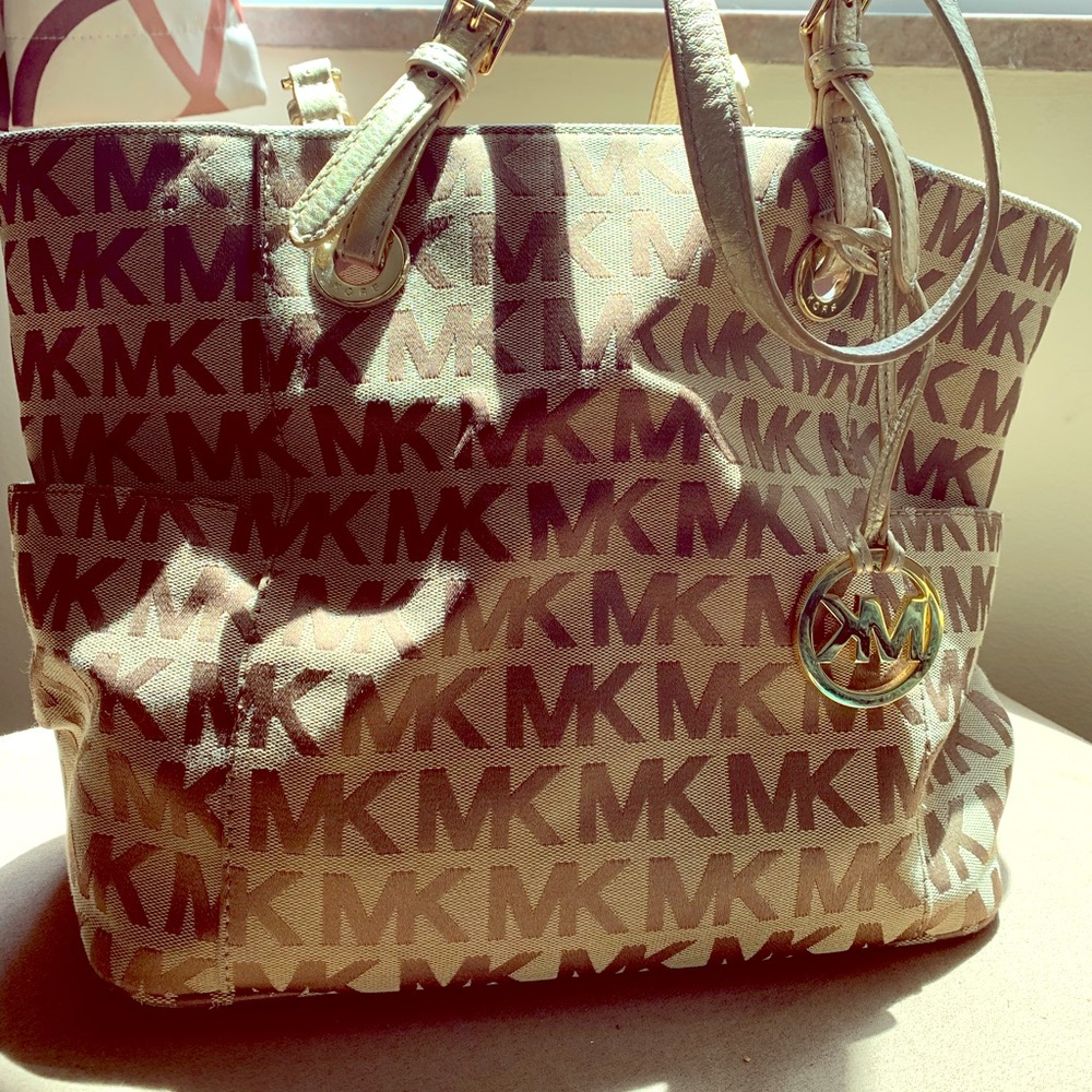 Michael Kors tote and wallet